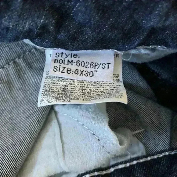 Skinny Jeans with Detailed Pockets & Stitching - Picture 5 of 5